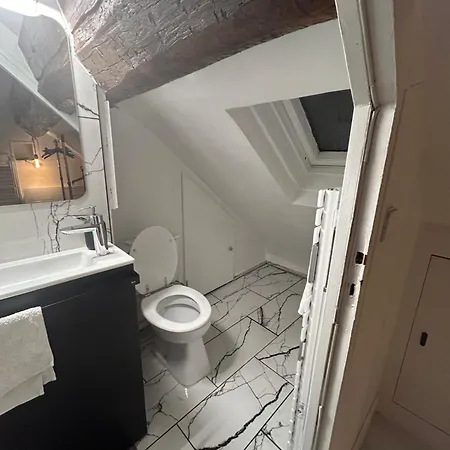 Duplex With Amazing Views *